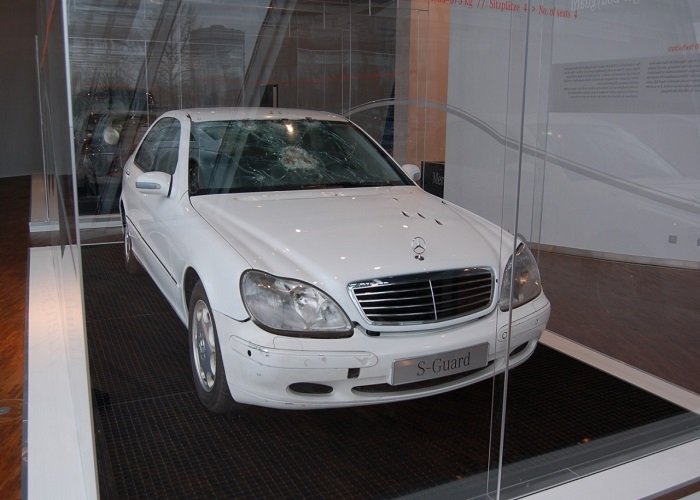 Mercedes S Guard