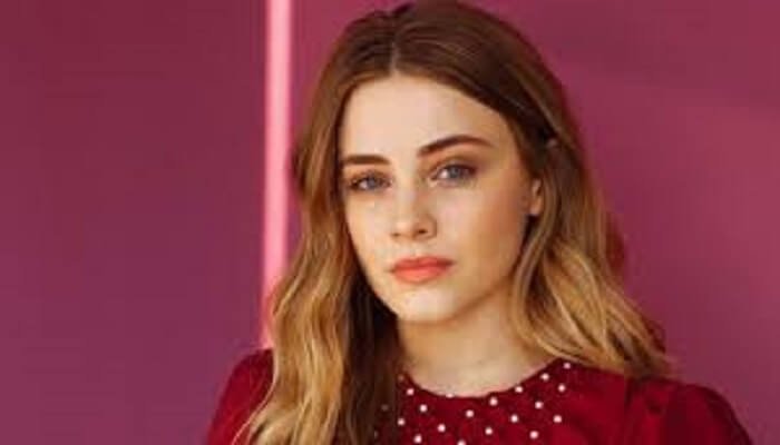 Josephine Langford - Age, Height, Movies, Biography, Husband, Networth & More