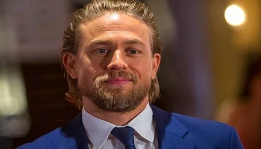 Charlie Hunnam Age, Biography, Height, Movies, Wife, Net Worth, Family